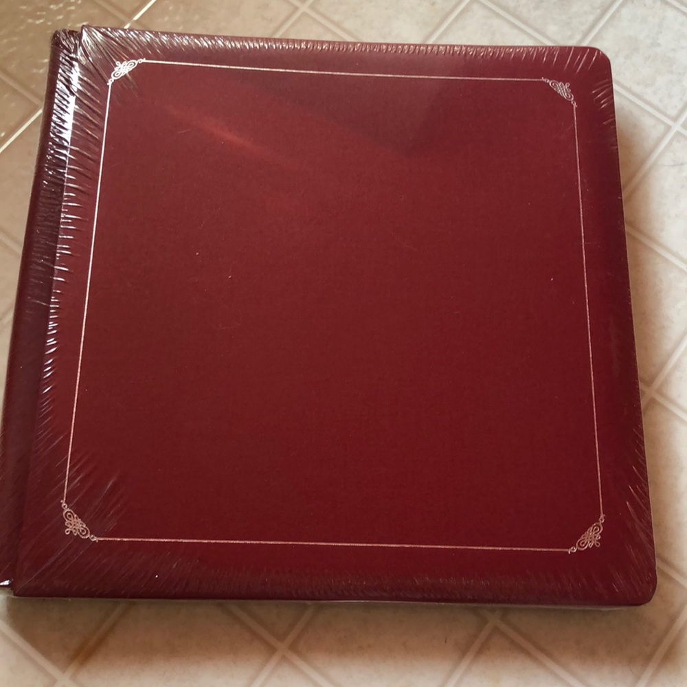 Creative Memories 12 x 12 Scrapbooking Album